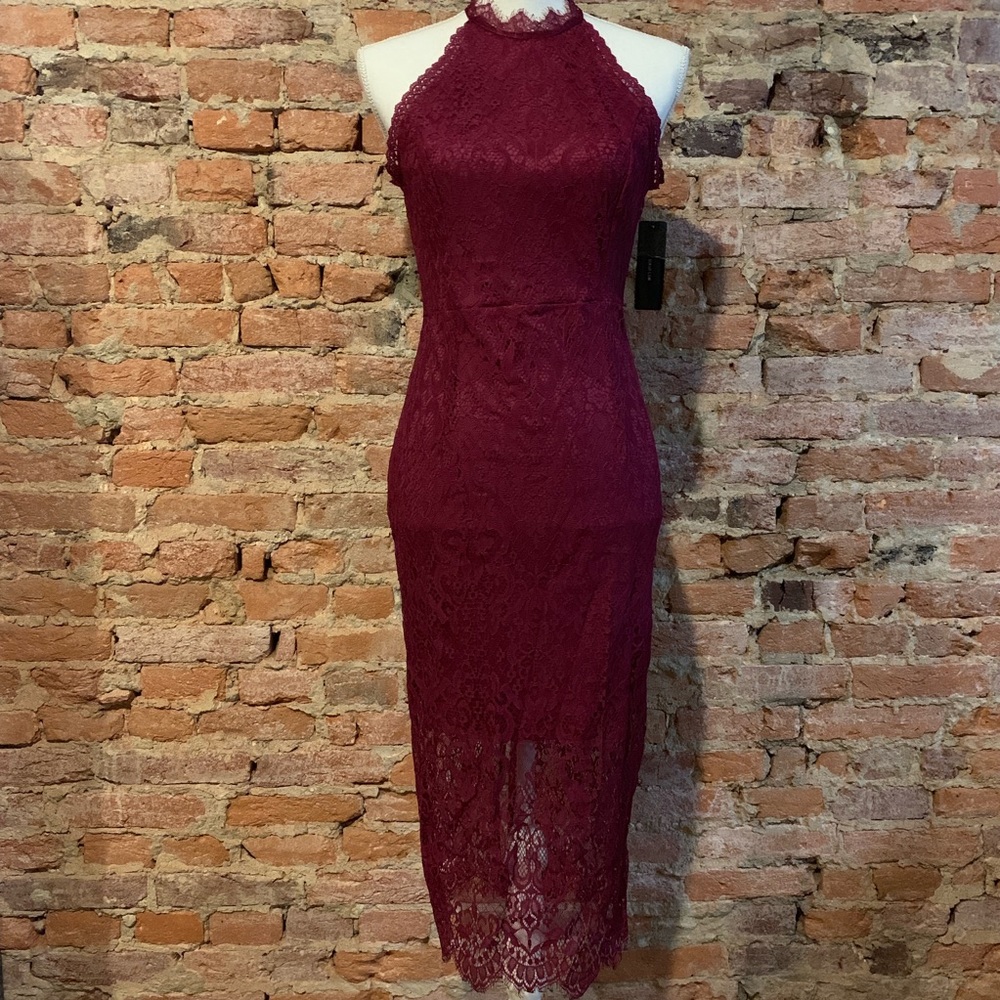NWT Lulus Kiss Me At Midnight Magenta Lace Dress